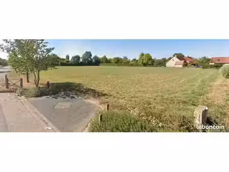 terrain 905 m² estaires