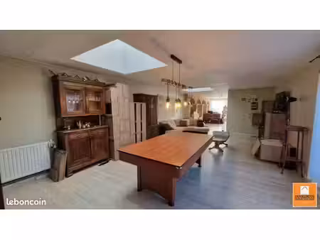 maison 2 pièces 130 m²