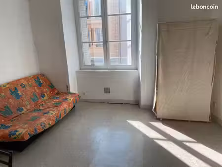 a loué - studio 28m² - riom
