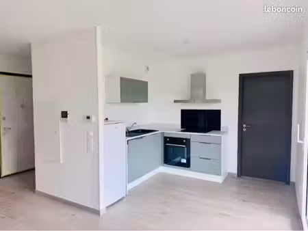 t2 avec balcon au dernier étage d’une résidence neuve proche thionville et luxembourg