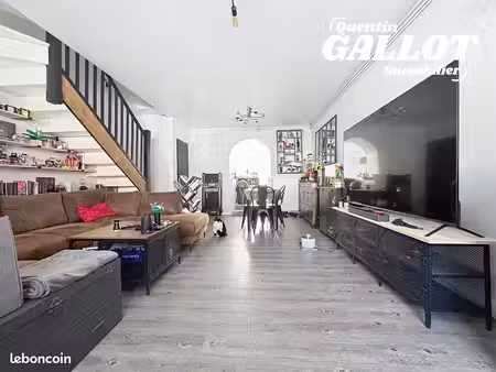 maison 3 pièces 74 m²