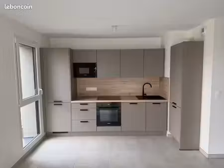 f2 neuf 47m2 - terasse 13m2 - garage - basse-ham