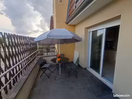 appartement meublé 3 pièces 75m2  grande terrasse  garage et cave