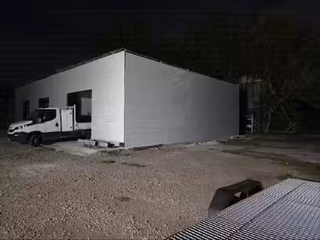 location dépôt hangar