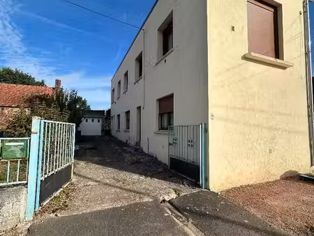 propriété 5 pièces 113 m²