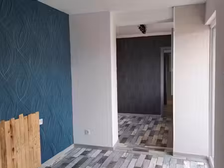 agréable t2 bis avec jardin privatif