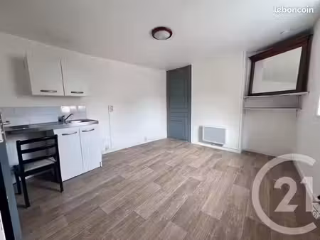 appartement 1 pièce 16 m²
