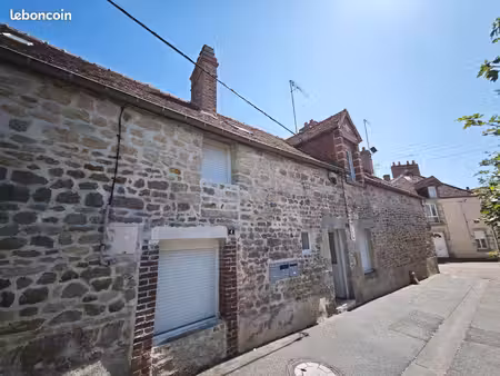 immeuble de 3 studios loués loyers assurés