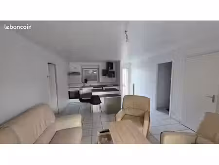 appartement meublé t3 de 54 m² avec jardin privatif - le sourn