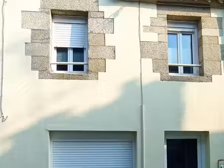 location triplex plein centre de pontivy - jeune pro/étudiants
