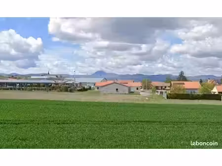 terrain 406 m² lempdes