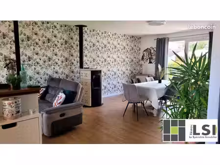 maison 6 pièces 95 m²