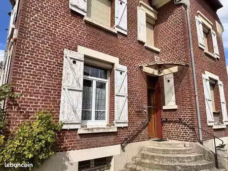 maison 9 pièces 200 m²