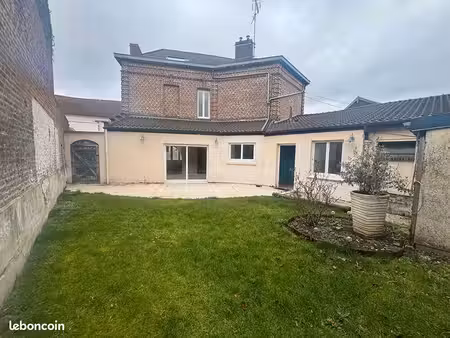 maison 7 pièces 180 m²