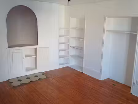 appartement calme et lumineux en centre-ville chantilly