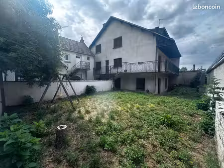 à vendre ensemble immobilier maison + 2 appartements