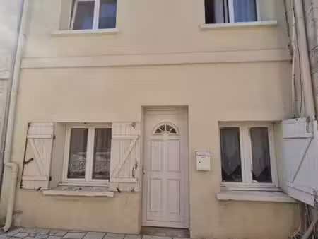 location maison de ville