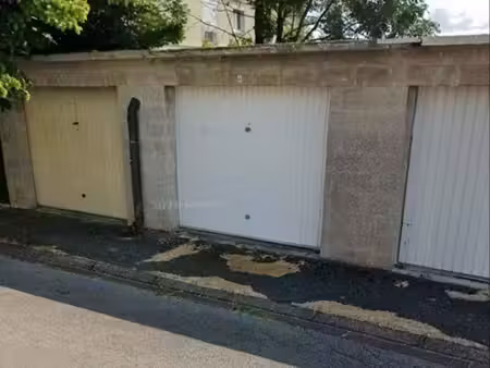 garage / box à louer compiègne 15m2