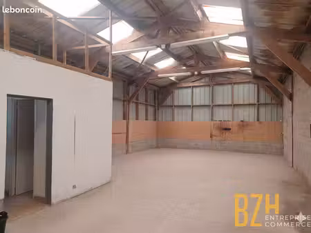 local 110 m² ploemeur