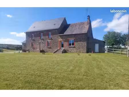 propriété équestre avec maison en pierre sur 2 84 hectares