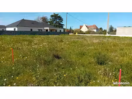 2 terrains viabilisés de1139 m2 chacun à 5 km de pau