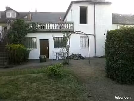 maison de ville avec jardin et verger