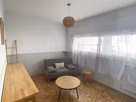 location appartement plein centre rdc