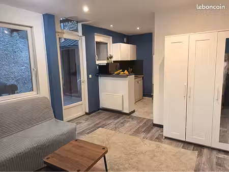 studio meublé centre ville de tarbes avec cour privative