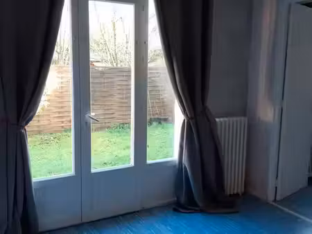 local pro avec habitation