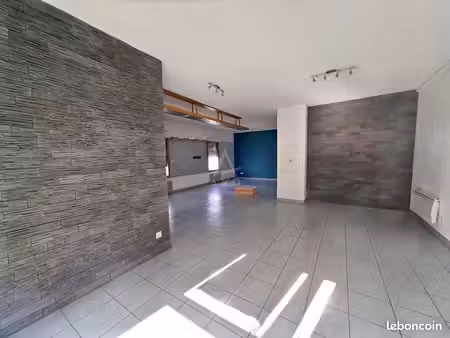 local commercial 98 m² lourdes