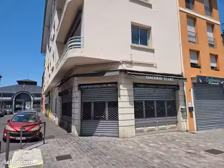 local commercial 85 m² à louer – tarbes – place du foirail – 790
