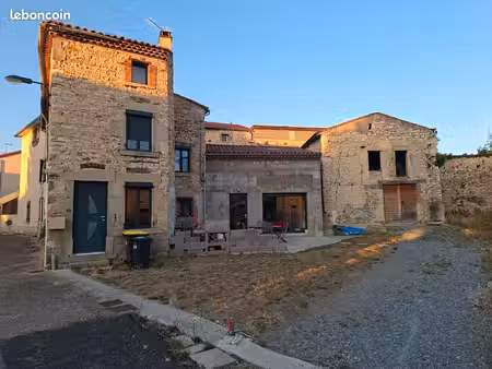 maison village