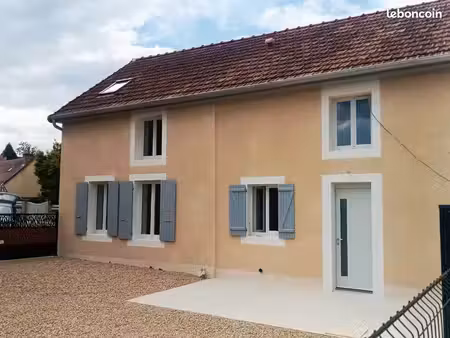 maison à louer centre bourg de marzy