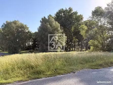 terrain 1 163 m² wittes