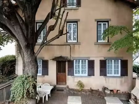 maison avec jardin  au calme à 10 min à pied de jaude