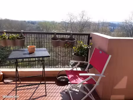 bayonne rive droite t3 traversant de 64 m² 2 chambres  balcon  cave  parking