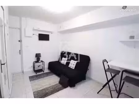 studio 1 pièce 15 m²