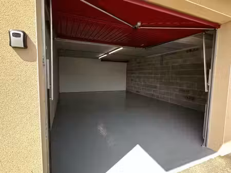 garage box 37m2