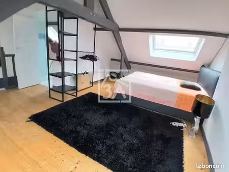 maison 9 pièces 101 m²