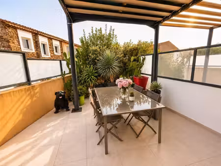 a vendre : t3 de 80m² / terrasse / parking - cogolin