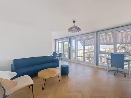 appartement fontenay le fleury 3 pièce(s) 74.39 m2