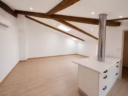 appartement entièrement rénové- montélimar porte saint martin