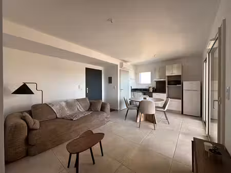 appartement meublé terrasse/parking sérignan - 2 pièces - 41m²