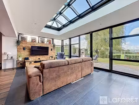maison 6 pièces 151 m²