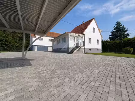 maison 5 pièces de 117 m² – cleebourg