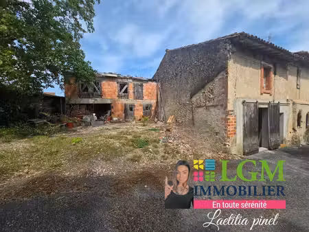 prades  maison à rénover entièrement