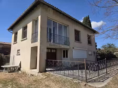 villa sur un terrain de 800m2 - bel environnement