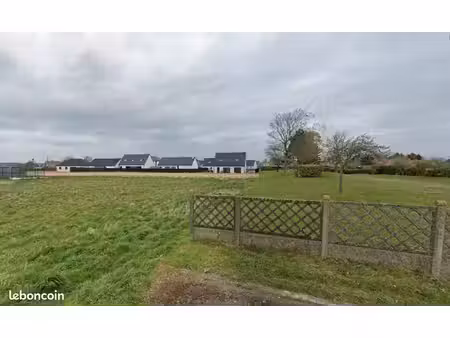 terrain 1 210 m² angres