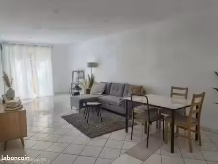 appartement f3 rdc avec cour