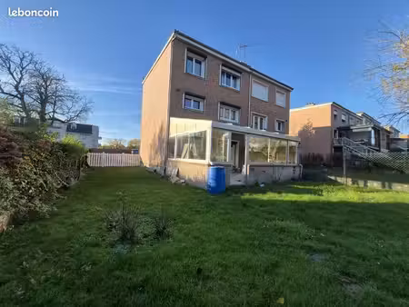 maison 4 pièces 75 m²